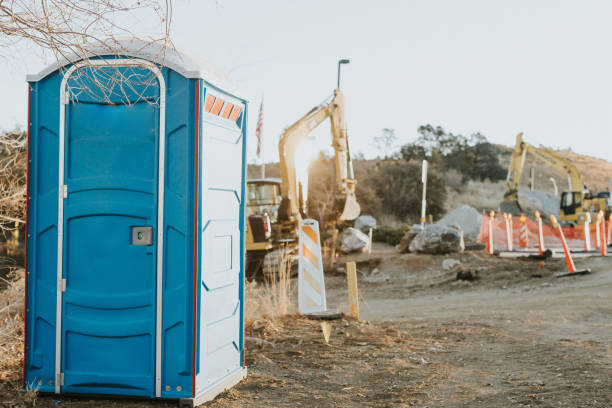 Best Porta potty delivery and setup  in Porterville, CA